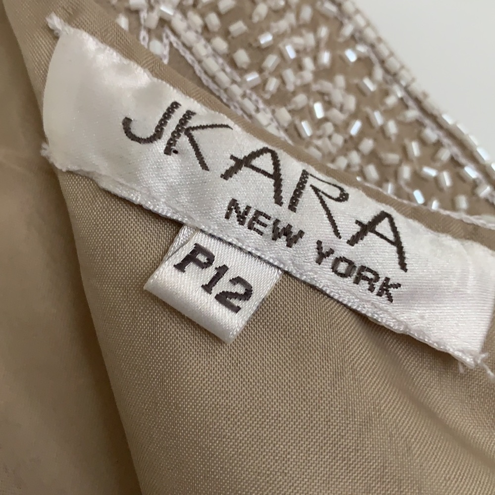 JKARA beaded evening dress in beige - Picture 11 of 13